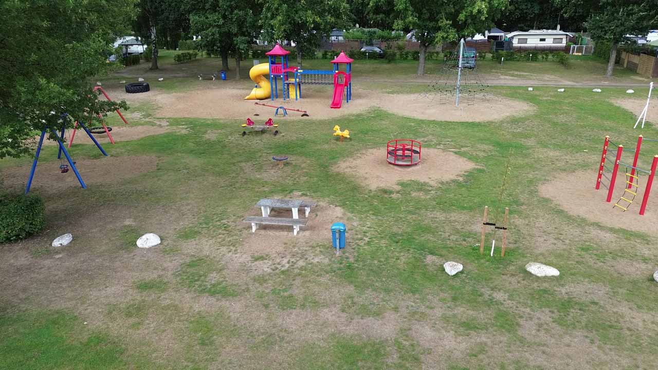 Spielplatz Naturcampingplatz Salem total 2